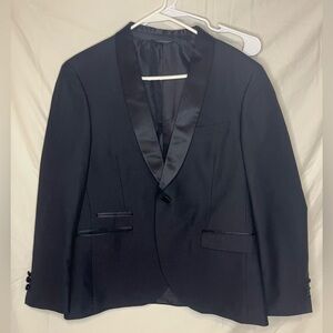 Men’s black West End suit jacket. Sz 40s 34w please review pics for measurements